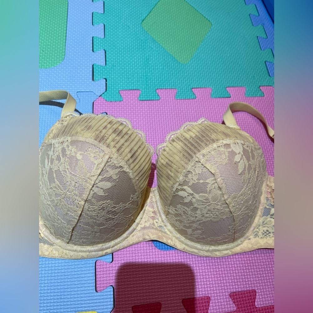 Victoria’s Secret bra